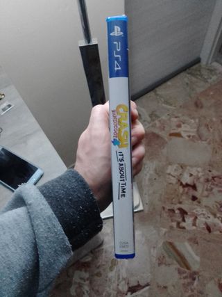 CRASH BANDICOOT 4 PS4