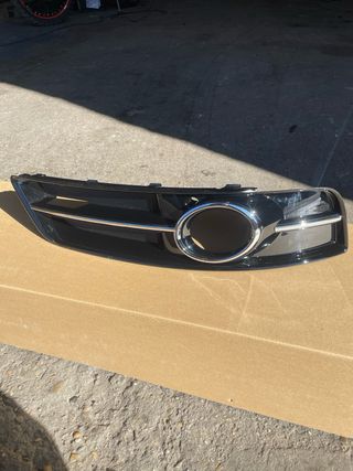 Embellecedor cubierta antinieblas audi A3
