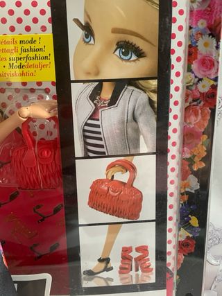 Muñeca Barbie Style 100poses 2015