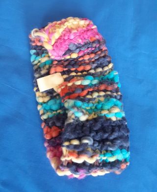 Cinta de nudos de colores