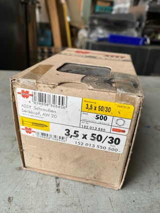 Tornillos tirafondos wurth