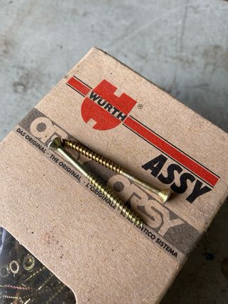 Tornillos tirafondos wurth