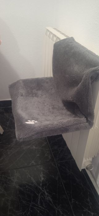 Cama de radiador colgante para gatos
