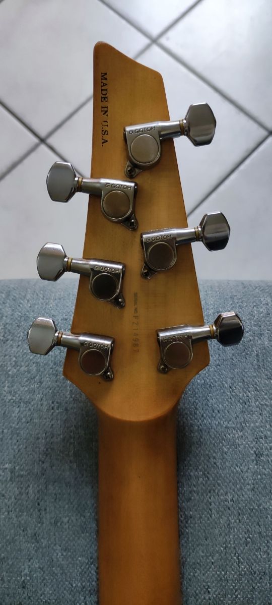 Estoy vendiendo/cambiando una Ibanez Starfield USA