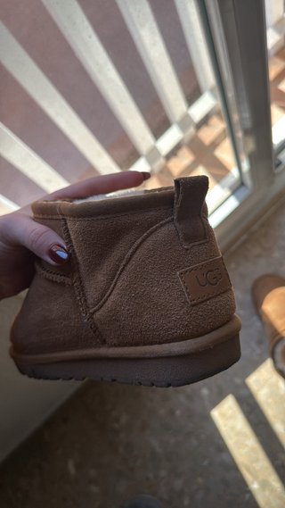 UGG Mujer Classic Ultra Mini Botas