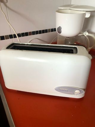 Cafetera y tostador