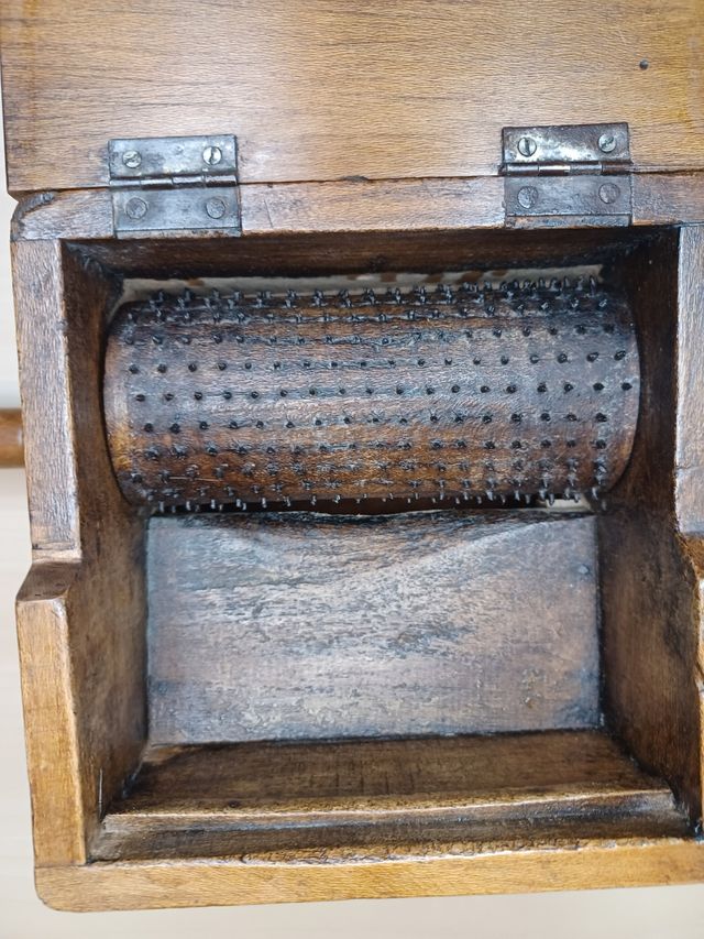 Rallador Antiguo "La Rápida " Funcional e Historia