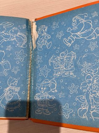 Libro de cuentos “Tesoro Infantil”