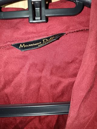 Blusa Massimo Dutti media manga