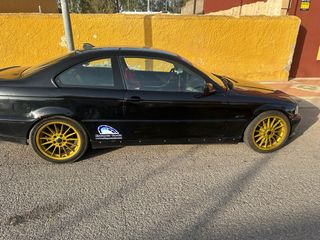 BMW Serie 3 328ci drift
