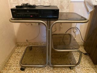 Mueble de cristal vintage con estantes
