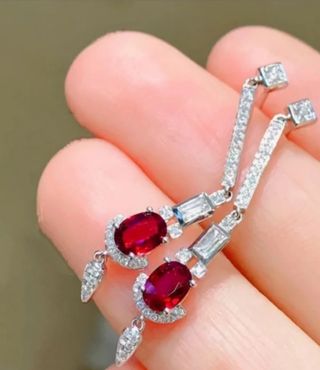 PENDIENTES ART DECO LARGOS RUBÍ