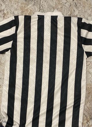 Camiseta Juventus Retro