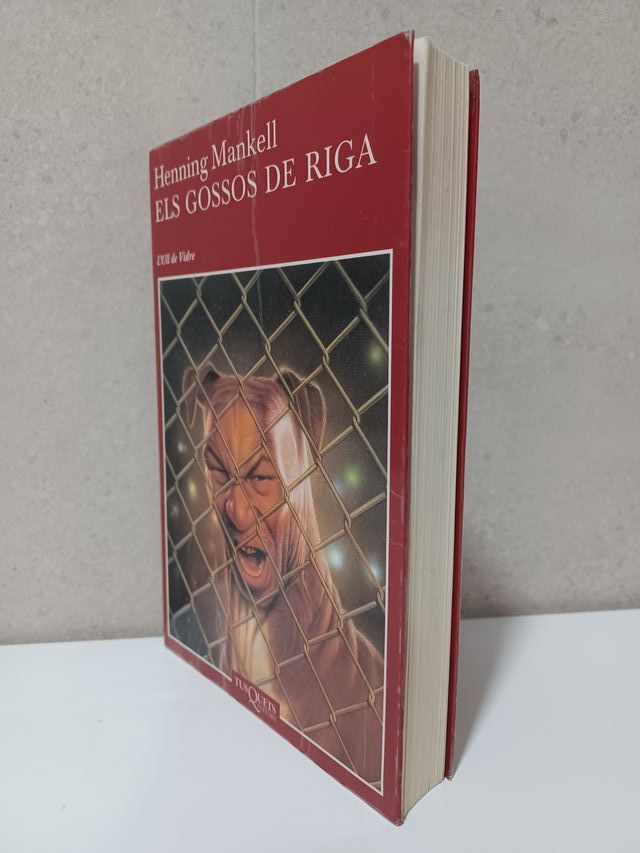 Els Gossos de Riga. Henning Mankell