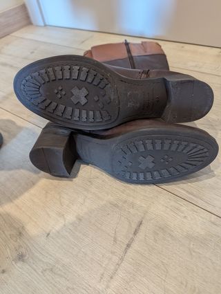 Botas altas piel IKK