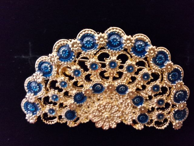 Broche abanico azul