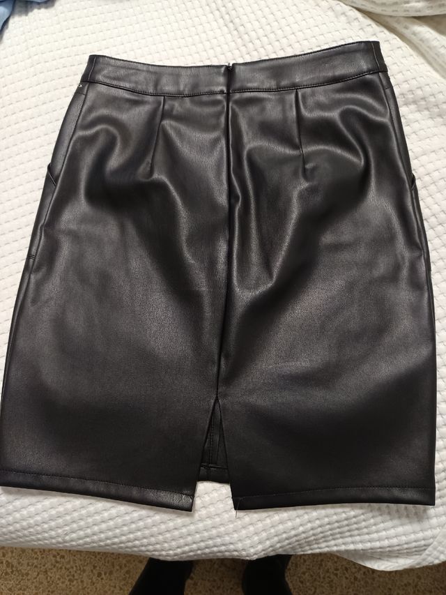 Falda piel sintética talla 38 