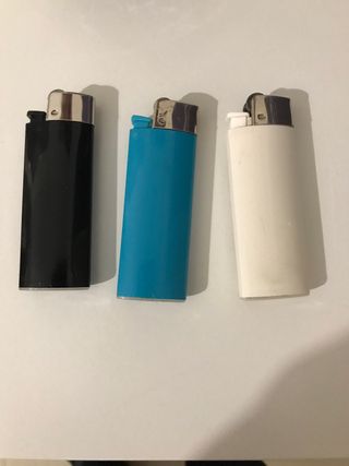 Smoking 3 accendini