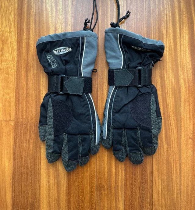 Traje de snow y guantes