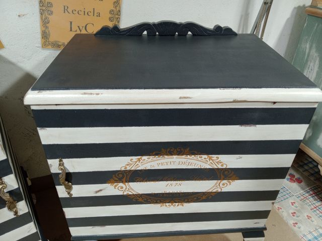 Mesitas Vintage París 