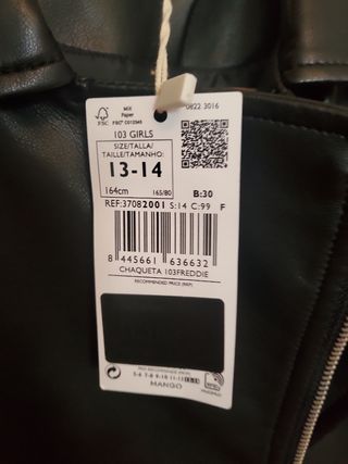 Cazadora negra símil piel sin estrenar