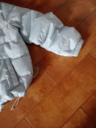 Precioso abrigo Levis NUEVO sin estrenar