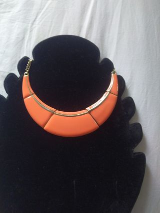 Gargantilla, nuev, coral-dorado, esmaltada