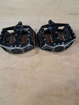 Pedales metálicos bicicleta