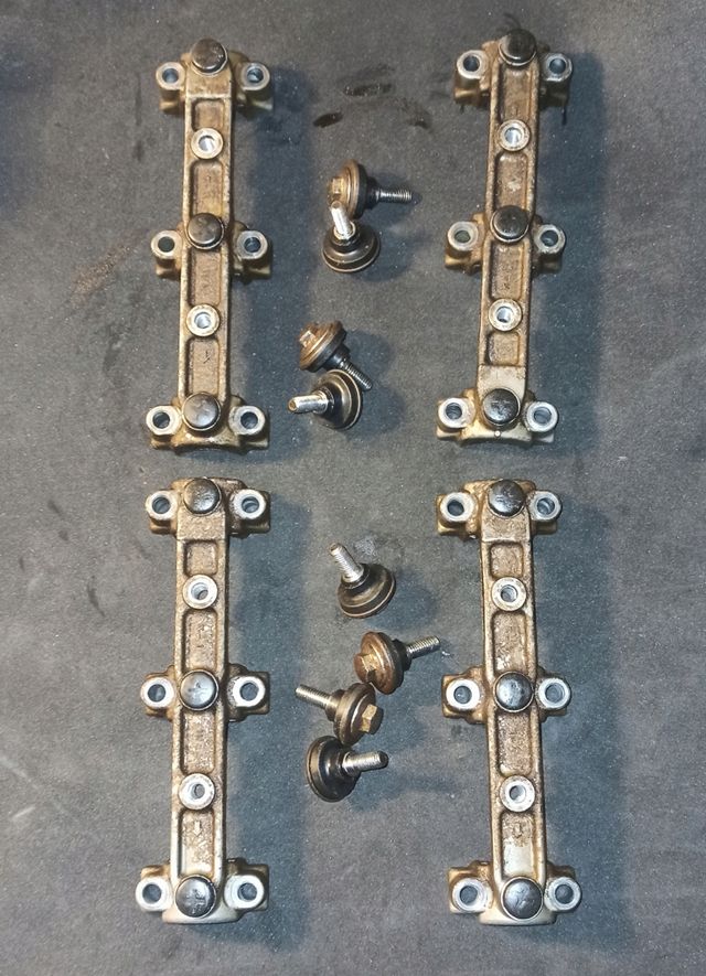 Tapa de culata FZR600