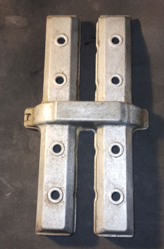 Tapa de culata FZR600