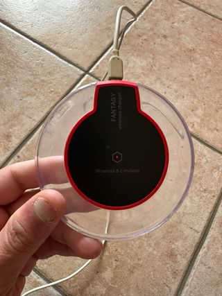 Base di ricarica wireless per telefono