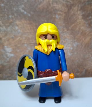 Playmobil custom vikingo