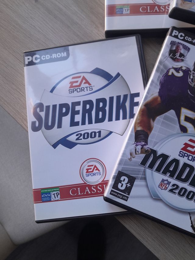 LOTE 11 JUEGOS DEPORTES