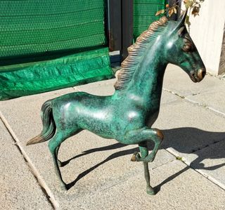 Gran caballo de bronce siglo XIX 