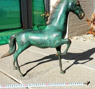 Gran caballo de bronce siglo XIX 