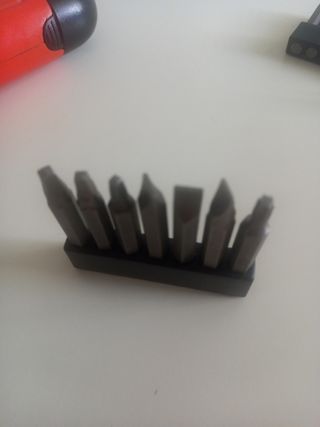 AVVITATORE A BATTERIA