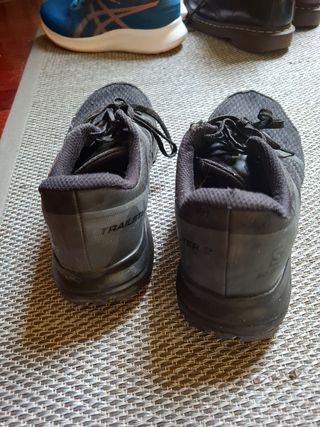 Zapatillas Salomón Trailster 2 talla 42,5.