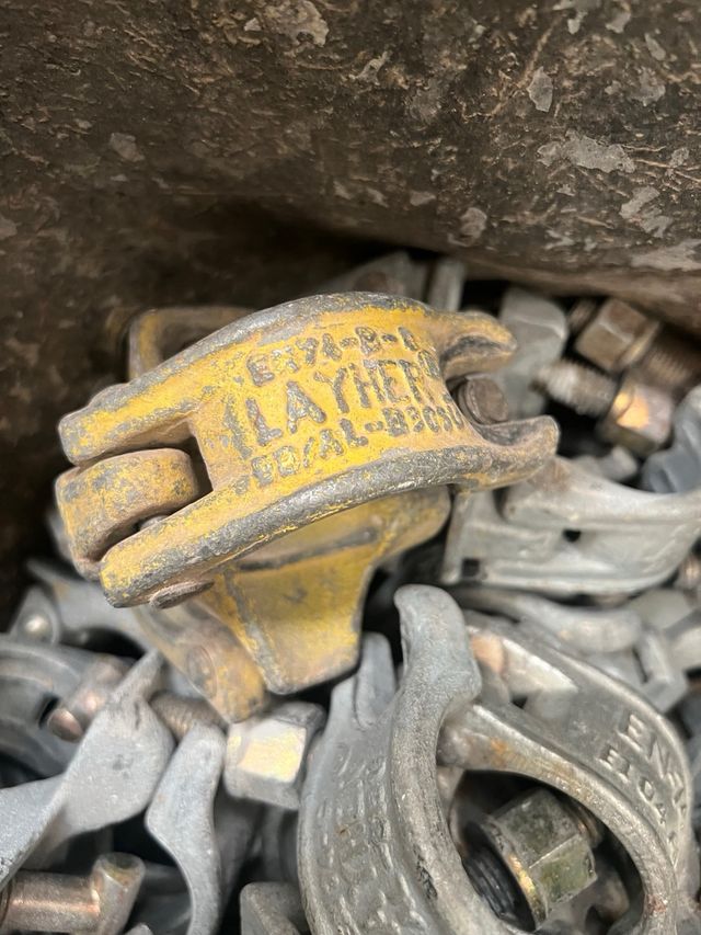 Abrazaderas ou grapas layher