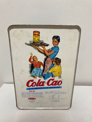 Caja lata botones. Cola Cao