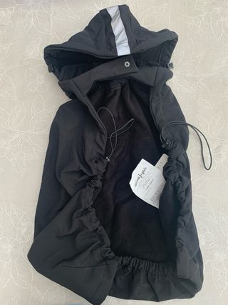 Mochila BabyBjörn porta bebe y cobertor gratis