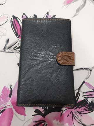 Cartera de piel