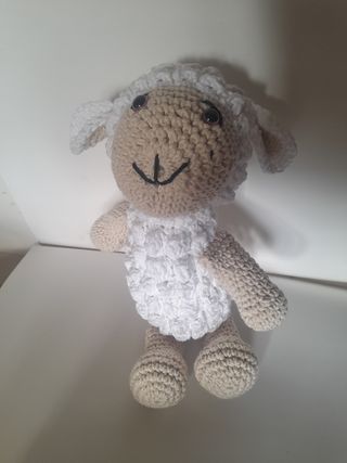 Ovelha amigurumi
