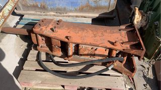 Martillo percutor retroexcavadora