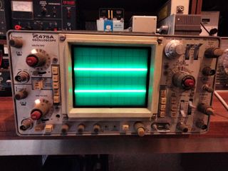 Osciloscopio Tektronic 475 A