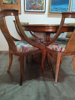 Mesa y sillas comedor 