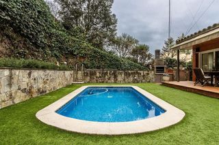 Chalet en venta en Matadepera