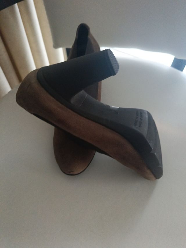  MARCA  NATALIA BLANCO SIN ESTRENAR talla 39