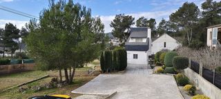 Chalet en venta en Vallirana
