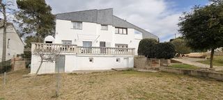 Chalet en venta en Vallirana