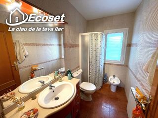 Chalet en venta en Vallirana